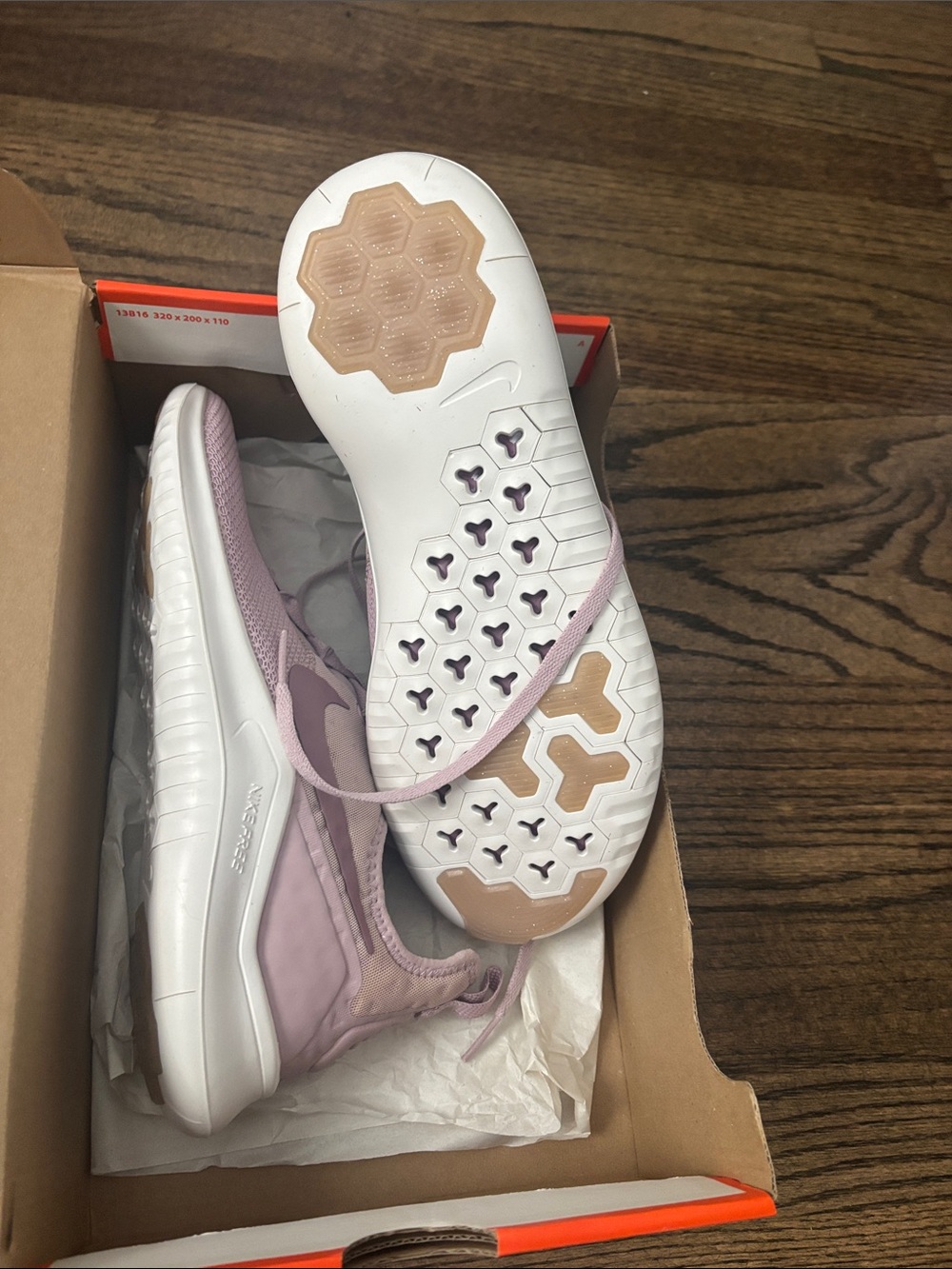 Nike Free Women’s TR 8 - Picture 3 of 4